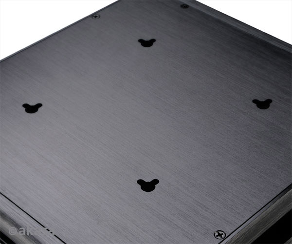 Akasa Euler T, Fanless Ali Thin Mini ITX Case, 2 x Frt USB 3.0, CEF, VESA with 3x2.5 HDD/SSD and 1x RS232, 120W Adpt support