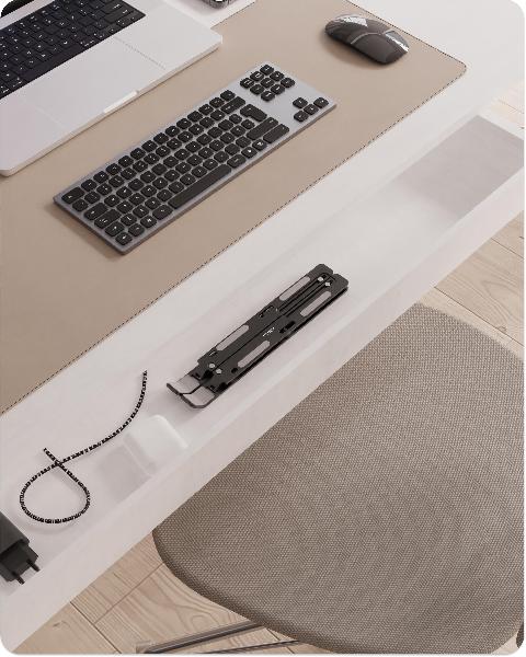 Voomy Office T3 - Laptop Standaard Verstelbaar - Ergonomisch - Aluminium Zwart // Zwart